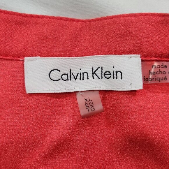 Womens Calvin Klein Geometric, Ombre style, blouse XL
Lot I - Picture 5 of 7